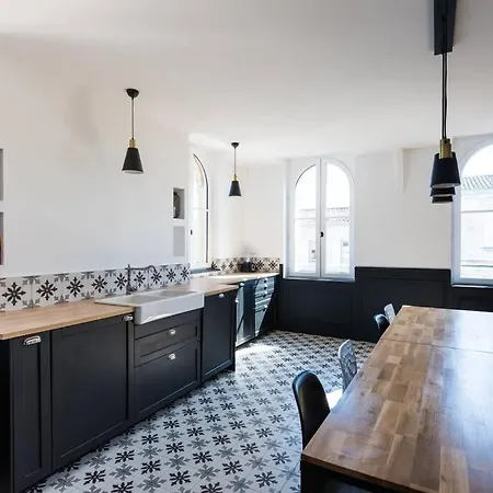 Magnifique Loft Type Boutique A